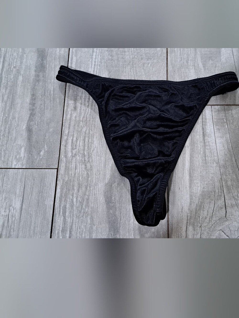 Victoria Secret L Thong